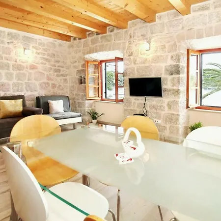 Apartman Seafront *