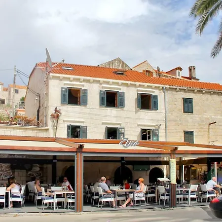 Апартаменты Seafront *